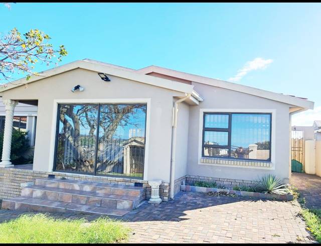 4 BEDROOM HOUSE RENTED IN WESTERING